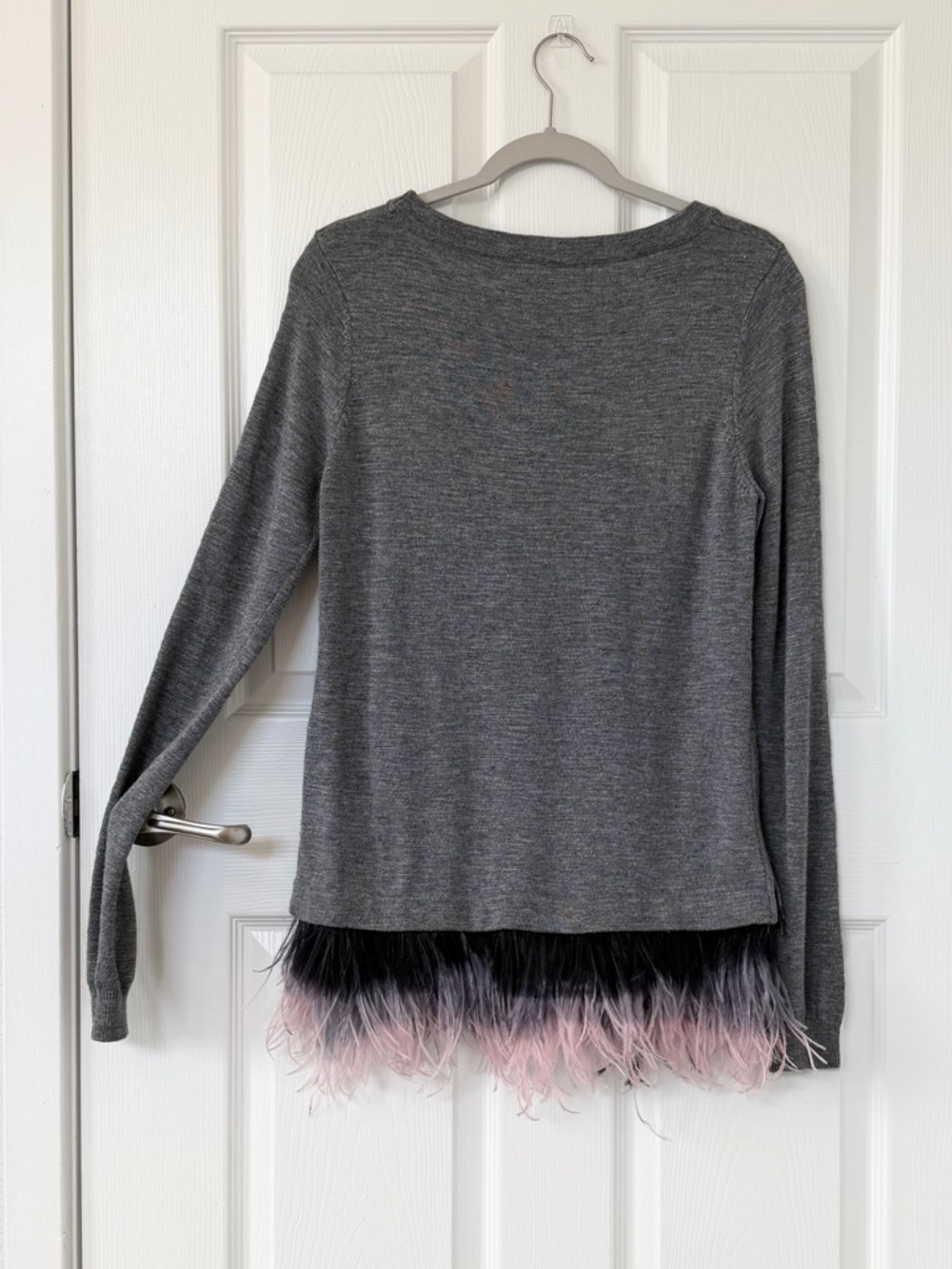 Milly Ostrich Plume Gray Scoop Neck Sweater - Picture 4 of 9
